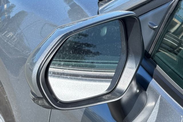 2025 Toyota Camry LE LE HYBRID