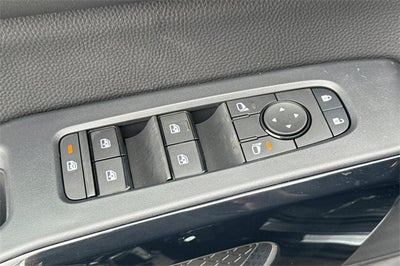 2025 Nissan Pathfinder S