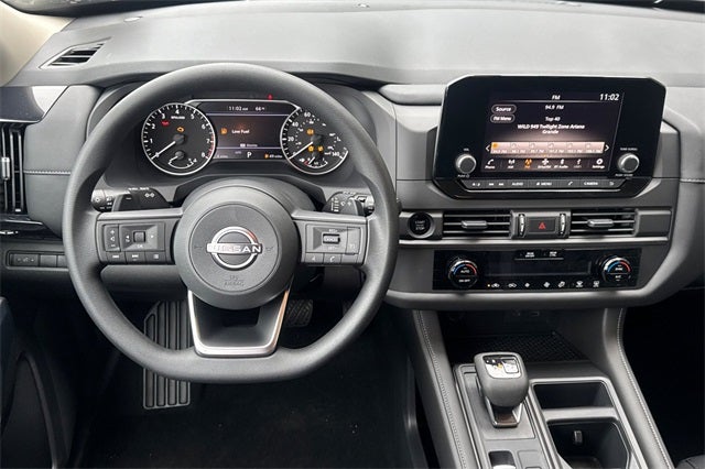 2025 Nissan Pathfinder S