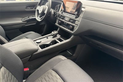 2025 Nissan Pathfinder S