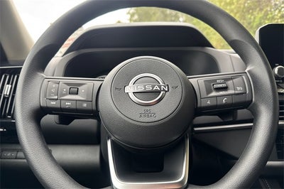 2025 Nissan Pathfinder S