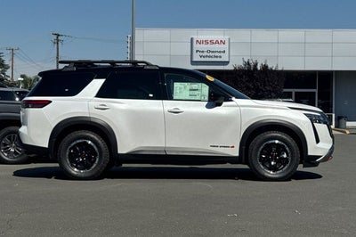 2026 Nissan Pathfinder Rock Creek®