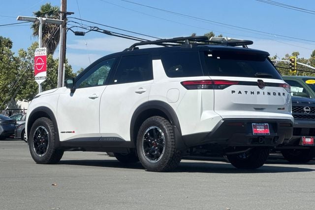 2026 Nissan Pathfinder Rock Creek®