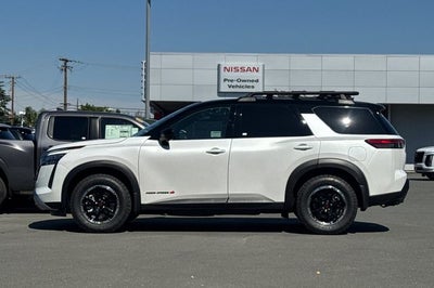 2026 Nissan Pathfinder Rock Creek®