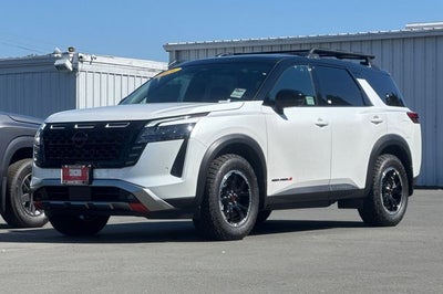 2026 Nissan Pathfinder Rock Creek®
