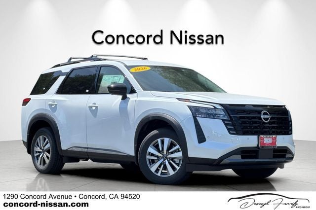 2026 Nissan Pathfinder SL 4WD's photo