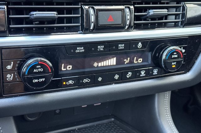 2024 Nissan Pathfinder Platinum PLATINUM 4WD