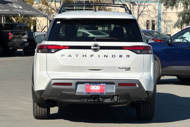 2026 Nissan Pathfinder Platinum