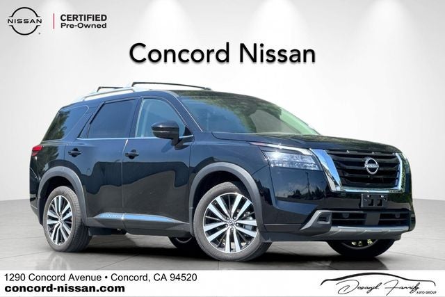 2025 Nissan Pathfinder Platinum