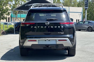 2025 Nissan Pathfinder Platinum
