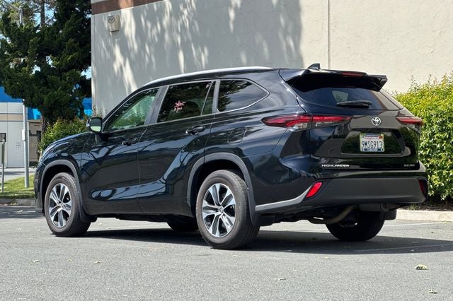 2024 Toyota Highlander XLE XLE