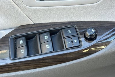 2020 Toyota Sienna XLE 7 Passenger