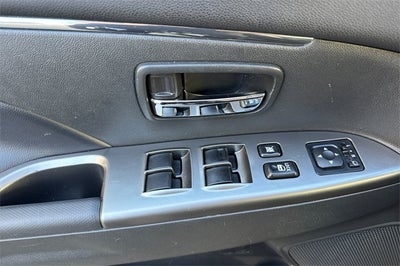 2024 Mitsubishi Outlander Sport 2.0 SE SE 4WD