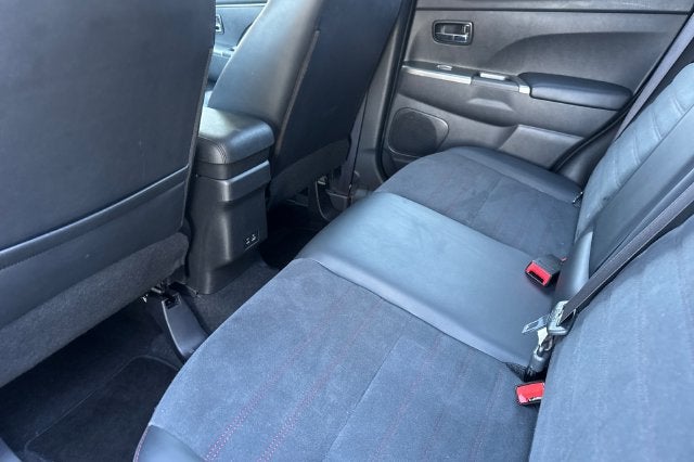 2025 Mitsubishi Outlander Sport 2.0 SE