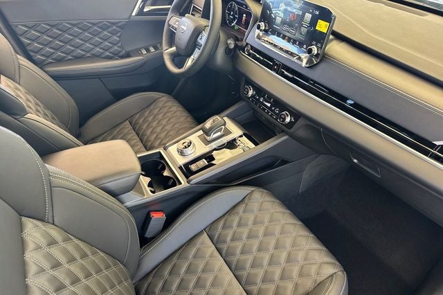 2026 Nissan Rogue Plug-In Hybrid Platinum