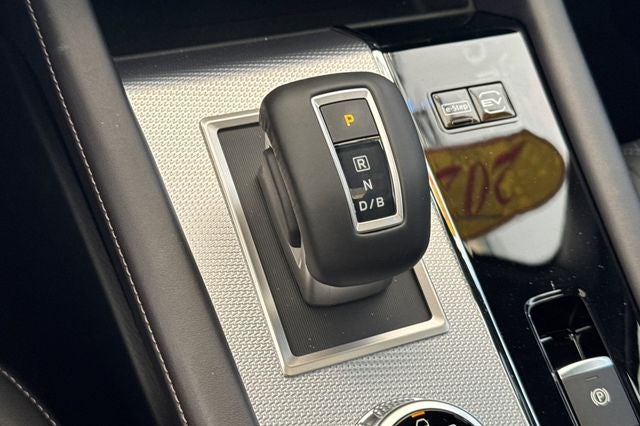 2026 Nissan Rogue Plug-In Hybrid Platinum