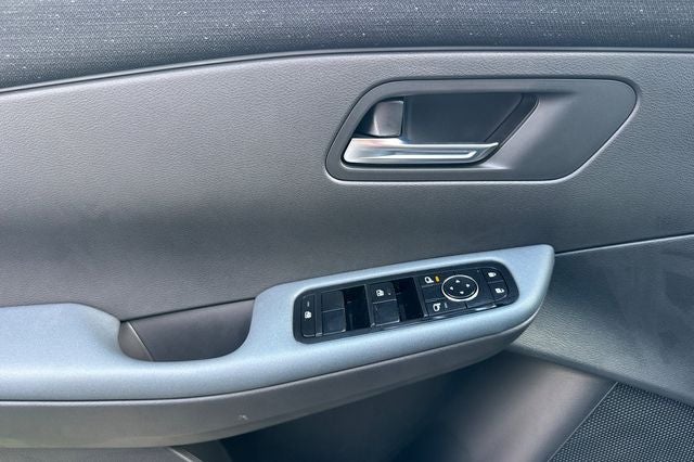 2026 Nissan LEAF SV+