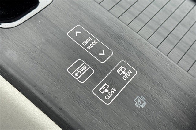 2024 Nissan Ariya EVOLVE+ e-4ORCE EVOLVE + AWD