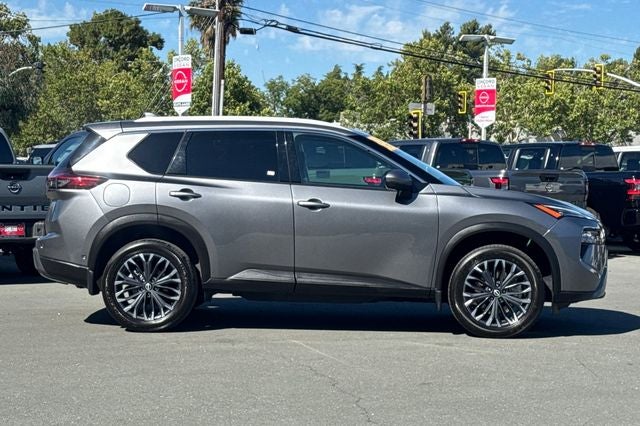 2025 Nissan Rogue SL AWD PREMIUM & TECH PKG