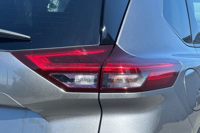 2025 Nissan Rogue SL AWD PREMIUM & TECH PKG