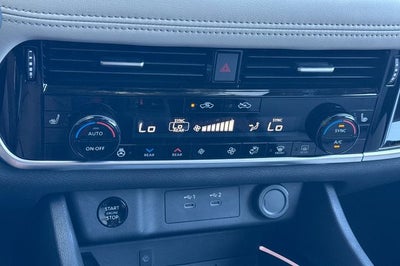 2025 Nissan Rogue SL