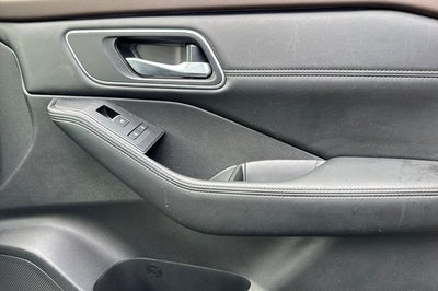 2023 Nissan Rogue Platinum PLATINUM AWD