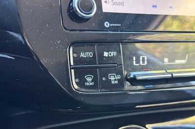 2022 Toyota Prius LE LE FWD