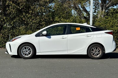 2022 Toyota Prius LE LE FWD