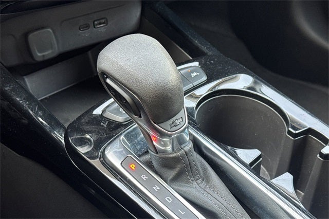 2025 Chevrolet Trax LT LT