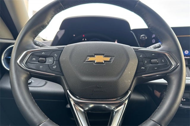 2025 Chevrolet Trax LT LT