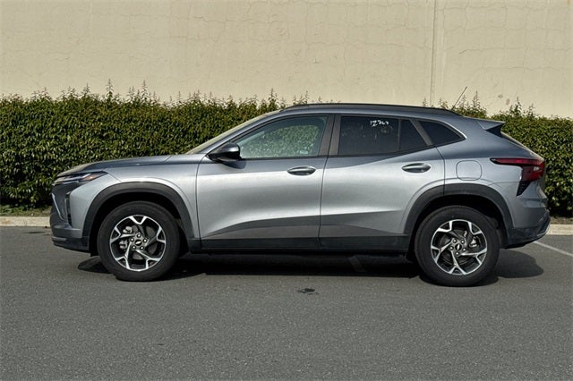 2025 Chevrolet Trax LT LT