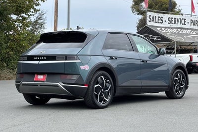 2024 Hyundai IONIQ 5 SEL
