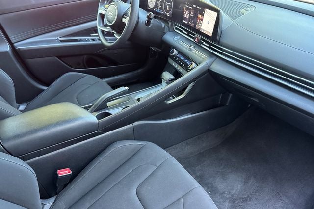 2024 Hyundai Elantra SEL SEL