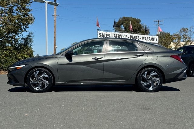 2024 Hyundai Elantra Limited