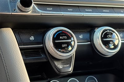 2023 Genesis G70 2.0T 2.0T AWD