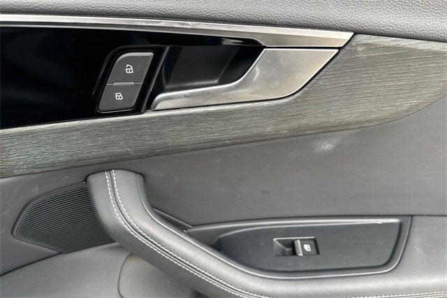 2024 Audi A4 45 S line Premium Plus quattro