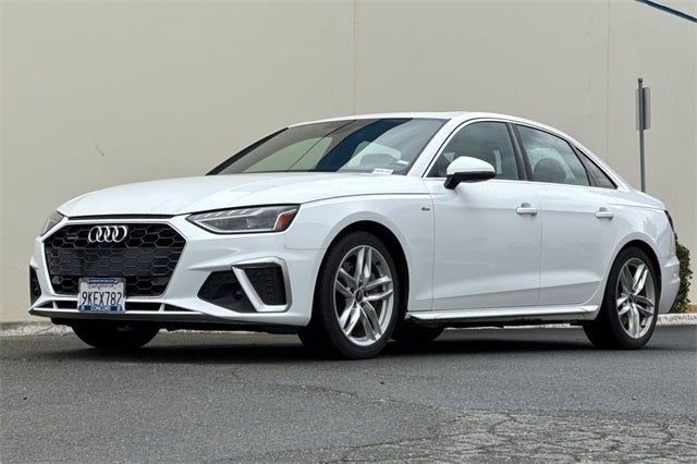 2024 Audi A4 45 S line Premium Plus quattro