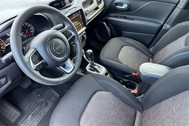 2023 Jeep Renegade Latitude LATITUDE 4WD