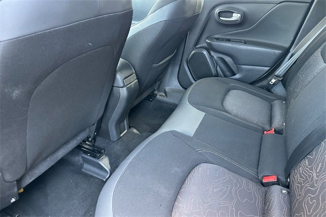 2023 Jeep Renegade Latitude LATITUDE 4WD