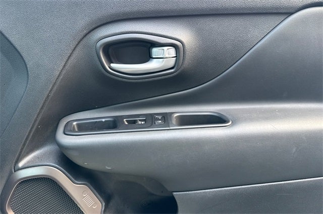 2023 Jeep Renegade Latitude LATITUDE 4WD