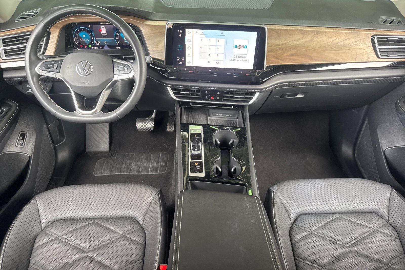 2024 Volkswagen Atlas 2.0T SE w/Technology