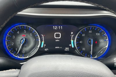 2023 Chrysler Pacifica Touring L Touring