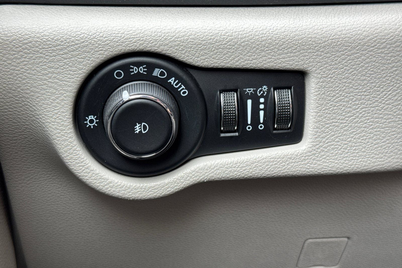 2023 Chrysler Pacifica Touring L Touring