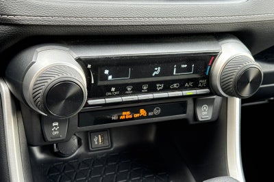 2025 Toyota RAV4 LE LE