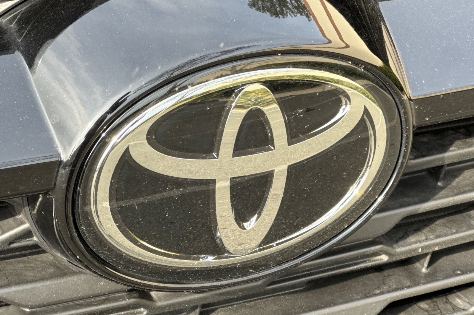 2025 Toyota RAV4 LE LE