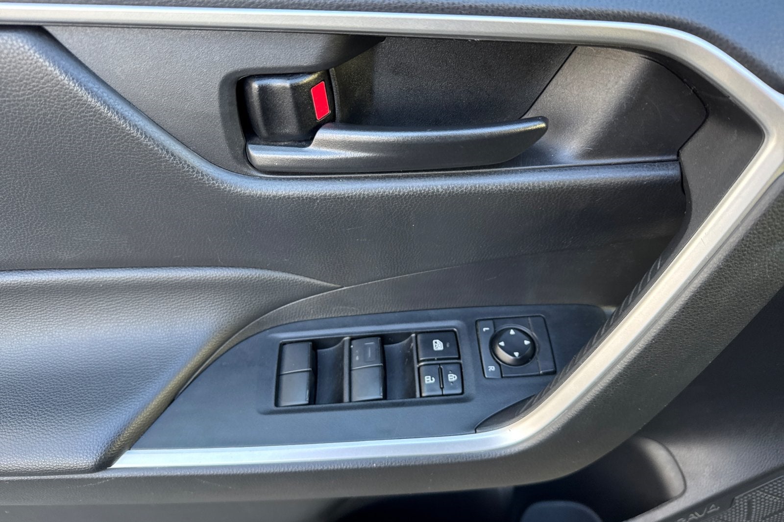 2024 Toyota RAV4 LE LE