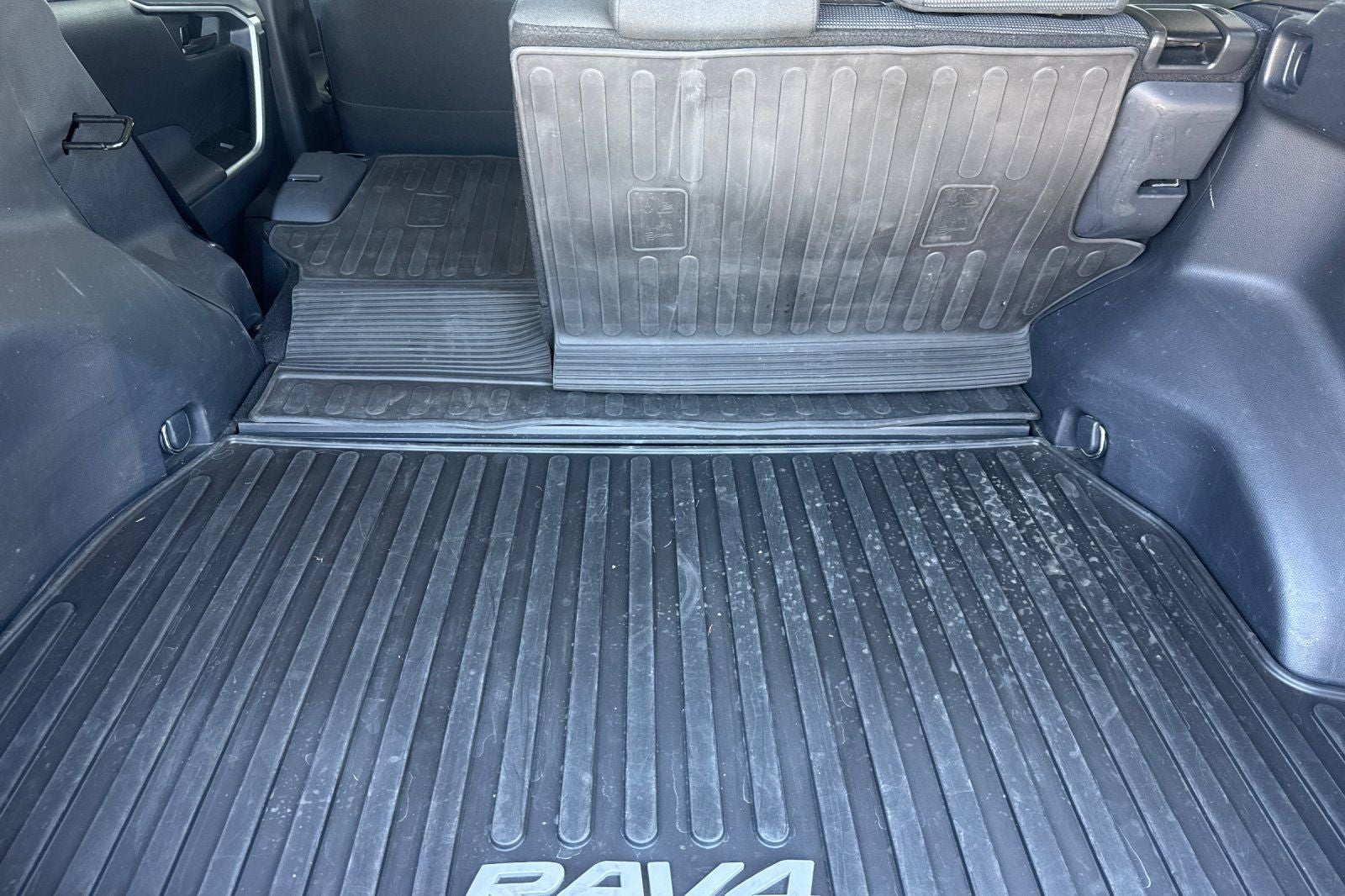 2024 Toyota RAV4 Hybrid LE LE