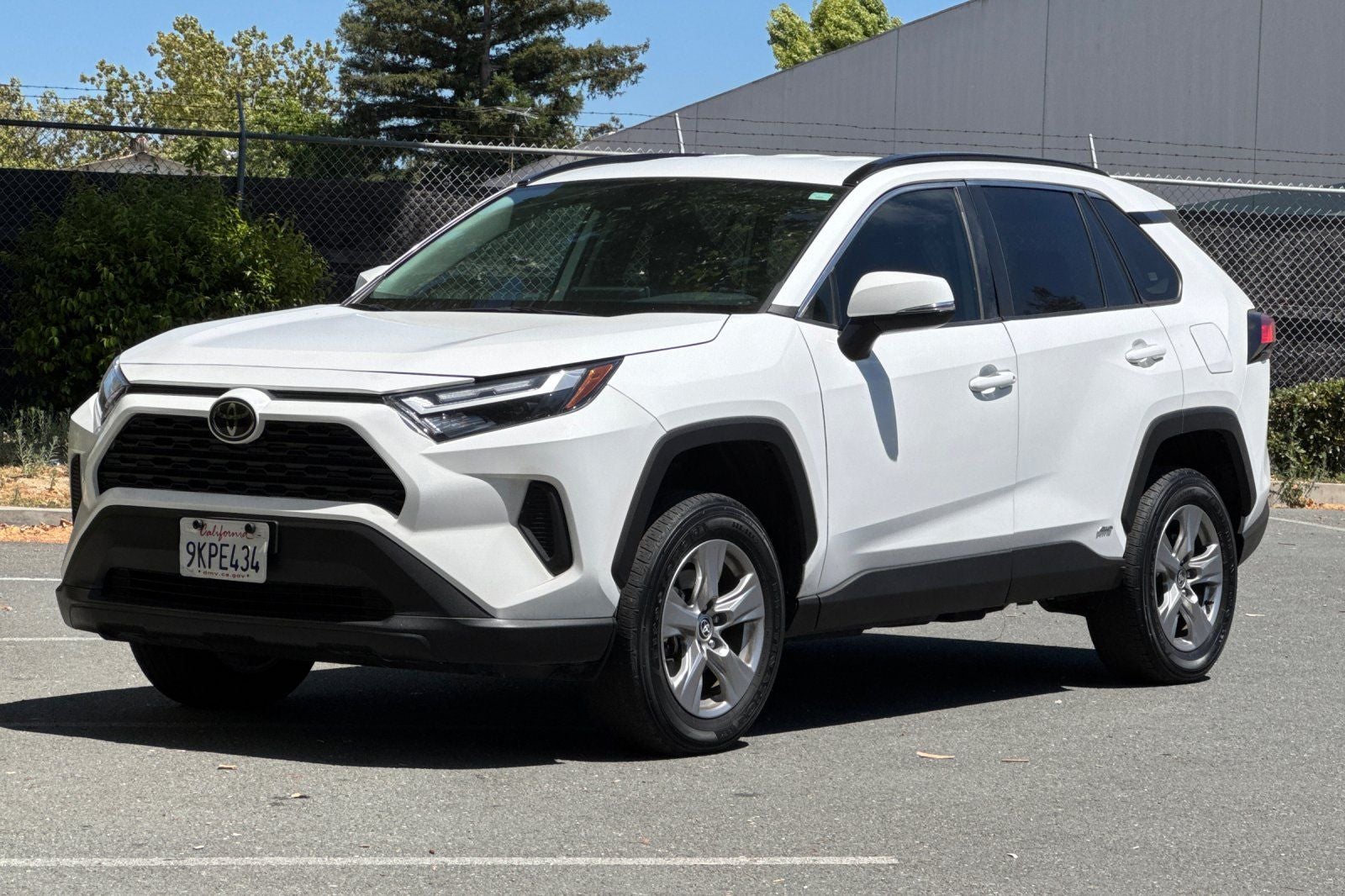 2024 Toyota RAV4 Hybrid XLE
