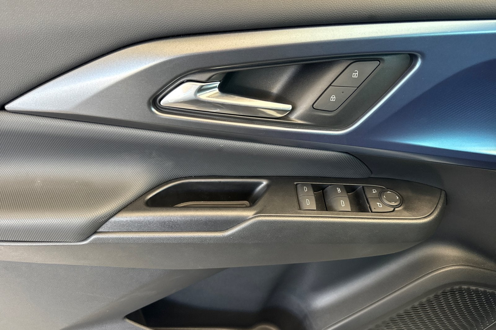 2024 Chevrolet Equinox EV LT