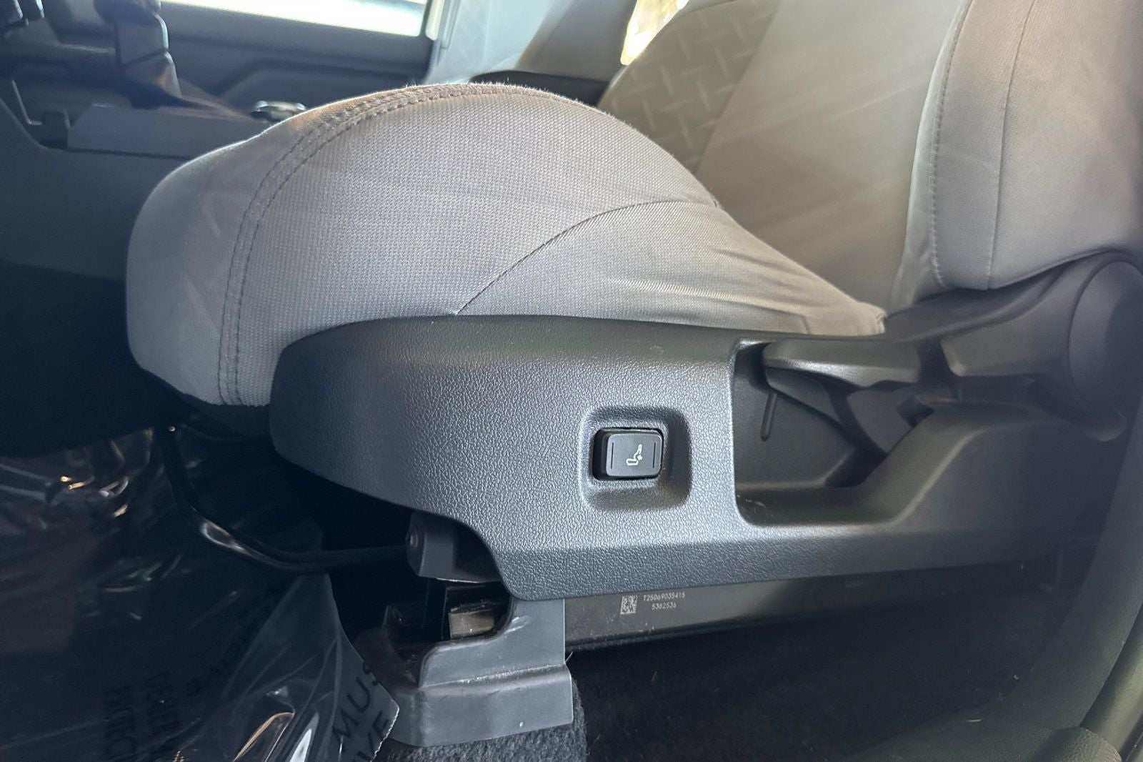 2025 Toyota Tacoma SR5 MEDIUM BED
